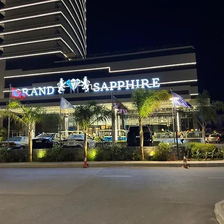 Apartment Elizabeth Grand Sapphire